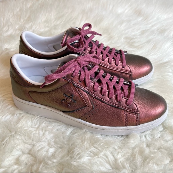 Rare Converse Leather LP Ox Sneakers 558031 Woman’s Size 9 but Run Big Metallic - Picture 1 of 15